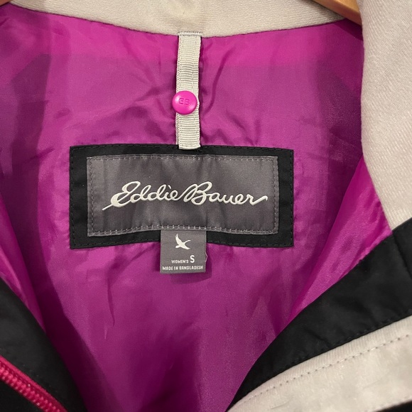 Eddie Bauer women’s S winter coat with removable inner coat. Black and pink - Picture 4 of 5